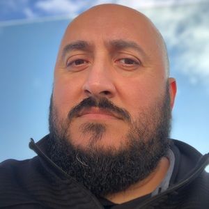 Meet your Posher, Eduardo